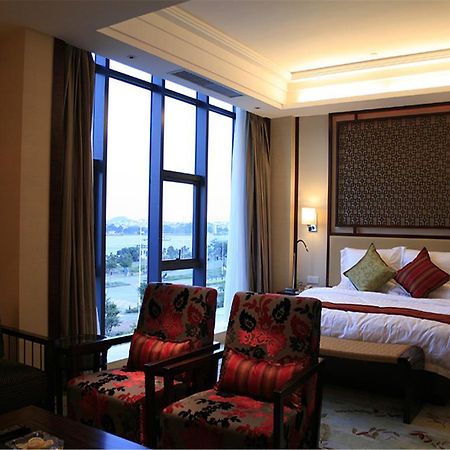 Southern Club Hotel Гуанчжоу Екстер'єр фото