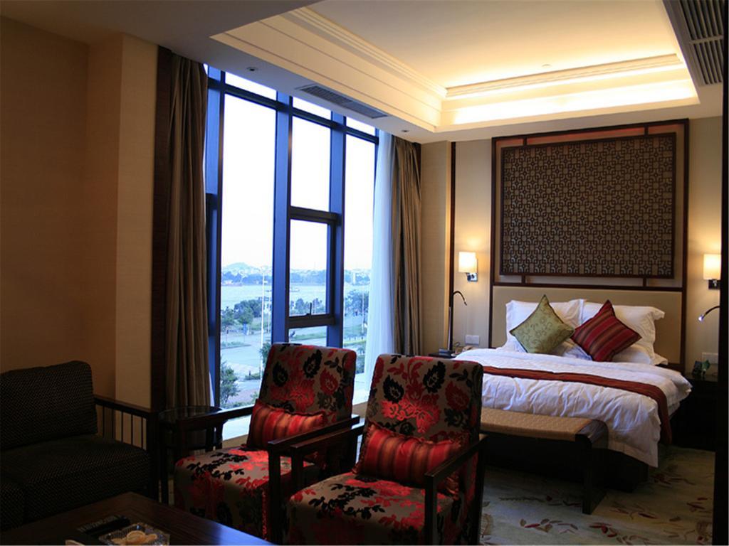 Southern Club Hotel Гуанчжоу Екстер'єр фото